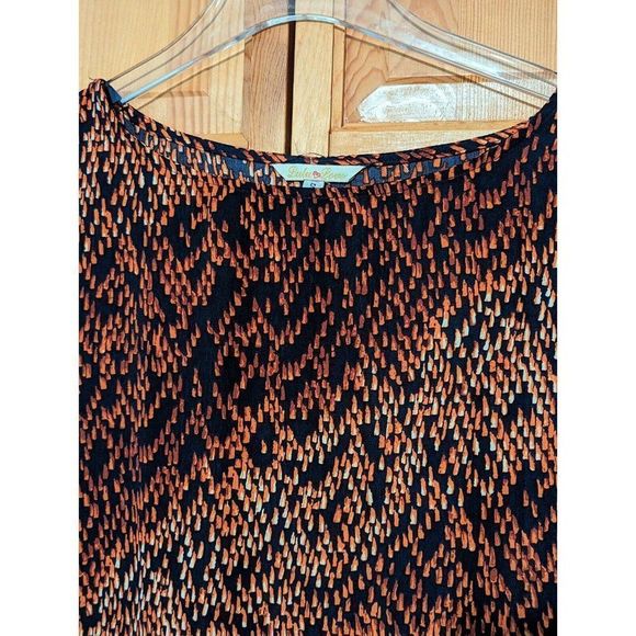 Lulu Love Dresses & Skirts - Lulu Love Long Sleeve Casual Shift Dress Small